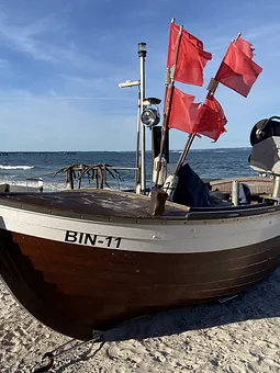 Fischerboot am Strand