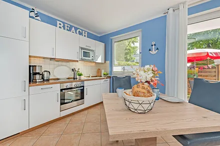 voll ausgestattete Küchenzeile