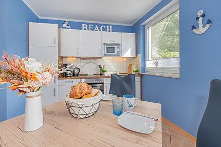 voll ausgestattete Küchenzeile