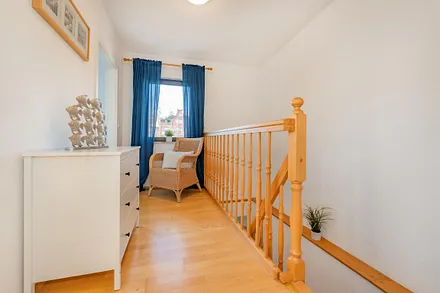 Treppe ins Obergeschoss