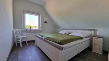 Schlafzimmer 2 mit Doppelbett