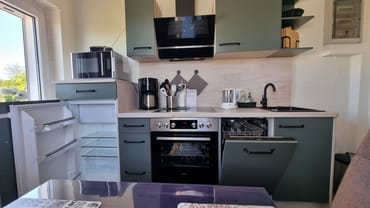 Küchenzeile mit Geräteansicht