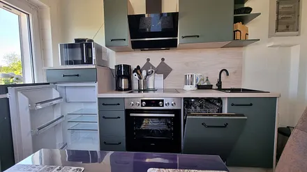 Küchenzeile mit Geräteansicht