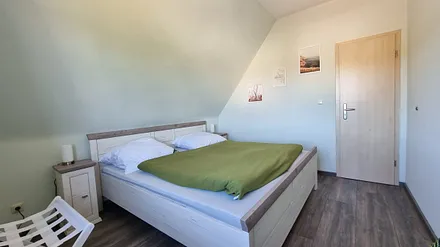 Schlafzimmer 2 mit Doppelbett