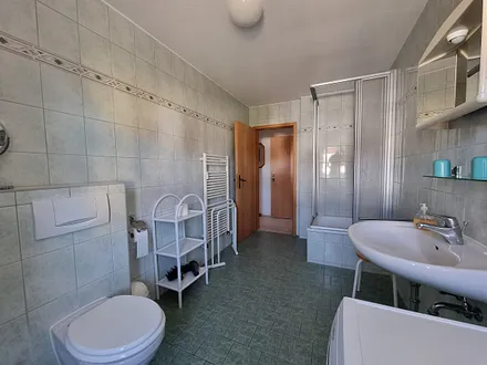 Bad mit Handtuchwärmer