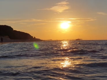 Sonnenuntergang über der Seebrücke Koserow
