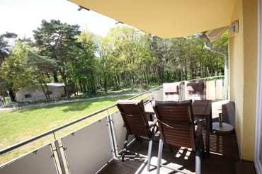 Blick auf und vom Balkon