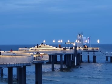 Seebrücke Koserow in der Abenddämmerung