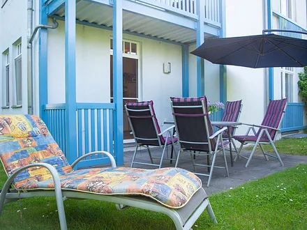 Die möblierte Terrasse