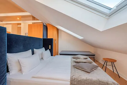 kombinierter Wohn-/ Schlafbereich