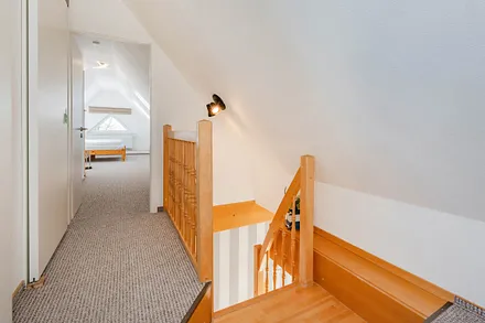 Treppe in den oberen Wohnbereich