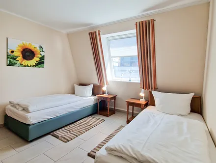 Schlafzimmer 2
