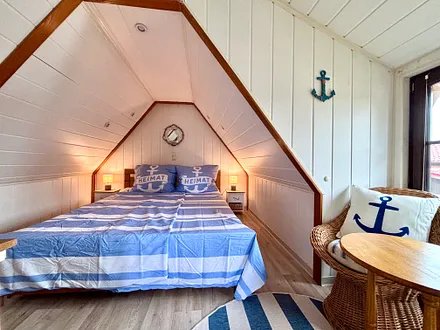 kuscheliges Schlafzimmer Doppelbett