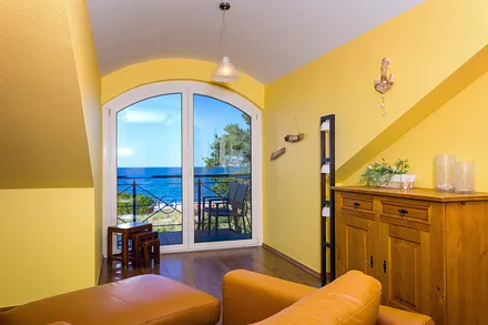 Wohnzimmer mit Meerblick