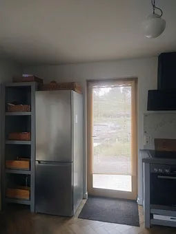 Küche_Ausgang_Terrasse