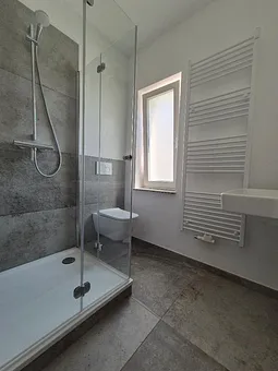 Badezimmer 2
