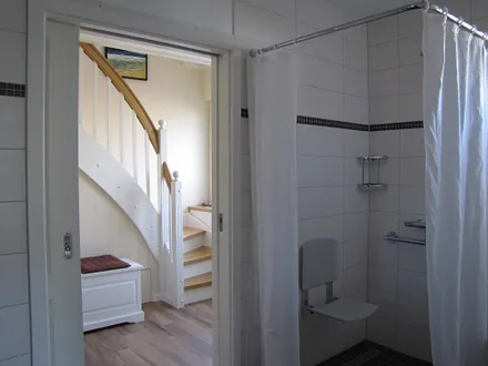 behindertenfreundliche Dusche