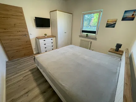 Schlafzimmer links