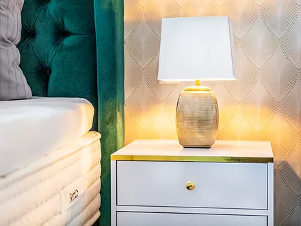 Schlafzimmer mit Doppelbett
