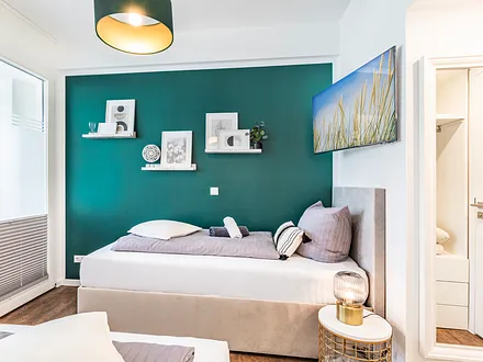 Schlafzimmer mit zwei Einzelbetten