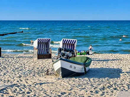 Sandstrand und Meer für entspannte Ferientage.