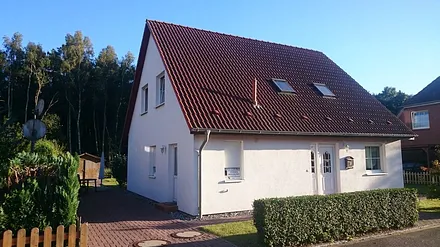 Parkmöglichkeit und separater Eingang