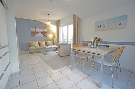 Wohnzimmer mit Schlafcouch