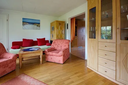 Wohnzimmer mit Kachelofen