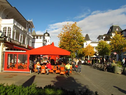 Die Hauptstraße und Flaniermeile von Binz