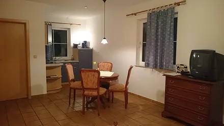 Küchenzeile und Essecke