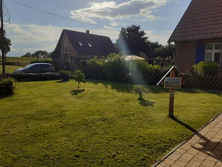 Im Nebengebäude links befindet sich Fewo 2