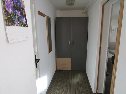 Flur mit Kleiderschrank