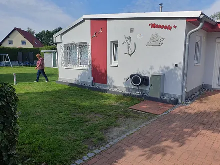 Einfahrt PKW Stellplatz direkt auf Grundstück