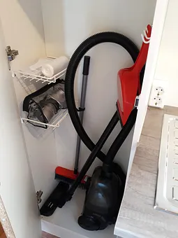 Hauswirtschaftsschrank unten