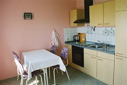 Küche mit Eßbereich