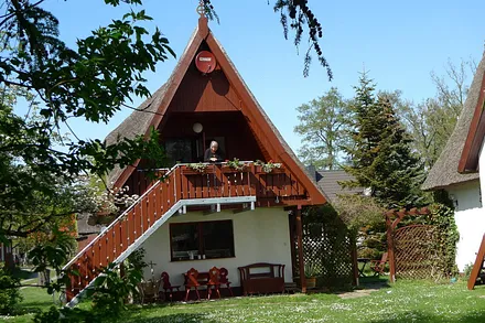 Außentreppe zum Balkon der FeWo Sperlingslust