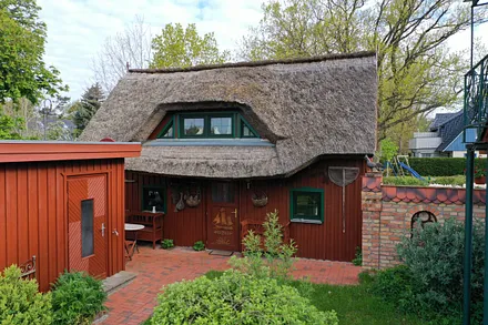 Matrosenhaus im Frühling