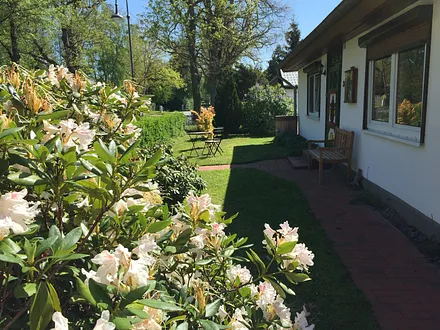 Eingangsbereich Straße