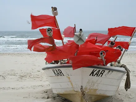 Fischerboot am Strand