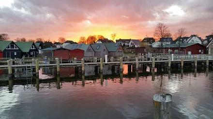 Sonnenuntergang am Hafen