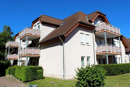 Unsere Ahoi-Appartements für 2 (3),   4 und  4(5 ) Personen in der gepflegten Anlage " Parkresidenz Dierhagen-Strand"