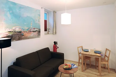 Kleine aber jene Wohnung. Ideal für 2 Personen im Erdgeschoß.