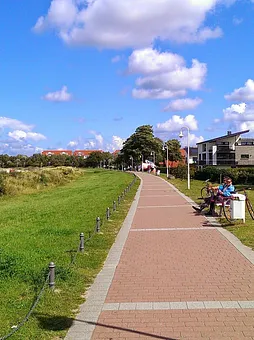 Glowe Strandpromenade