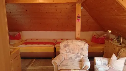 Schlafplatz im Hintergrund