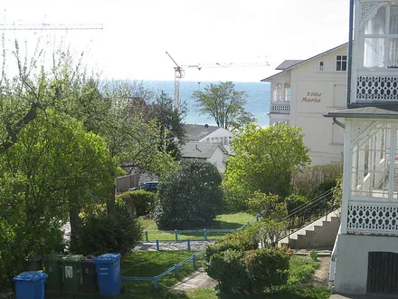 Blick vom Haus zur Ostsee im März