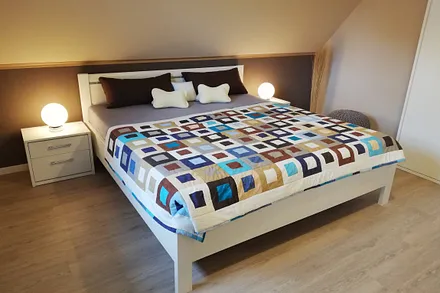 Ein großes Bett wartet auf Sie