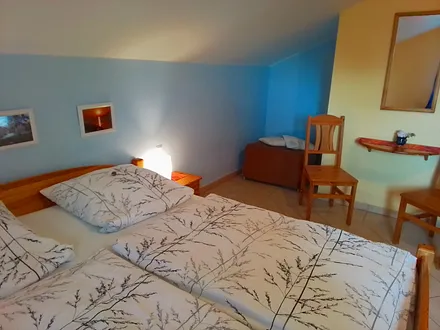 Schlafzimmer zur Südseite