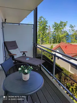 Süd-Ost-Balkon mit Meerblick  