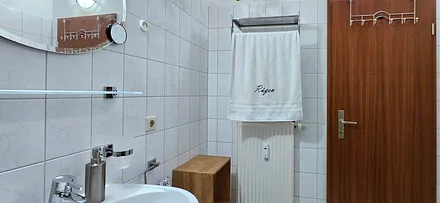 viele Aufhängemöglichkeiten für Handtücher