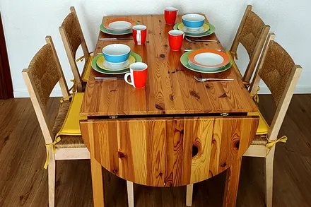 Schlafzimmer mit Doppelbett